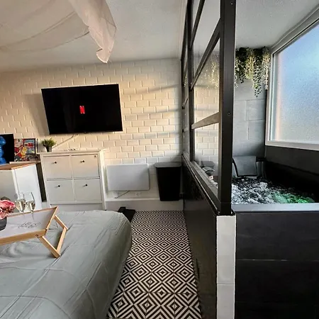 Apartmán Mini Loft Avec Jacuzzi & Piscine - Cap D'agde *